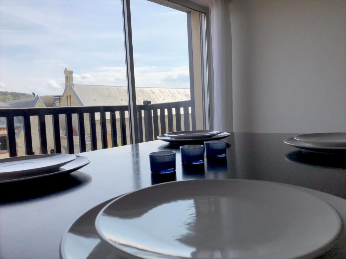 Appartement 3 Chambres Avec Roof Top A 5 Mn De La Plage Deauville Exterior photo